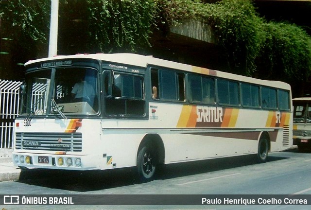 Saritur - Santa Rita Transporte Urbano e Rodoviário 5300 na cidade de Belo Horizonte, Minas Gerais, Brasil, por Paulo Henrique Coelho Correa. Número da foto: #13222613.