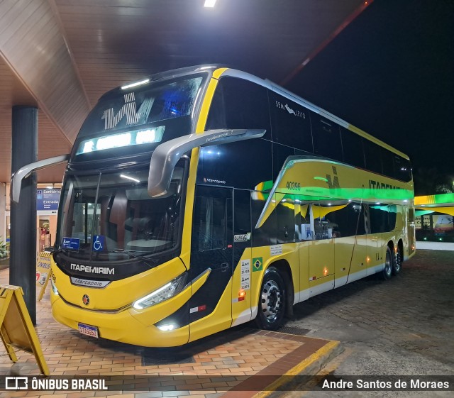 Viação Nova Itapemirim 40396 na cidade de Pariquera-Açu, São Paulo, Brasil, por Andre Santos de Moraes. Número da foto: #13225197.
