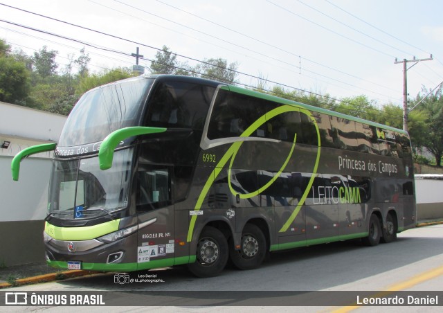 Expresso Princesa dos Campos 6992 na cidade de Aparecida, São Paulo, Brasil, por Leonardo Daniel. Número da foto: #13225241.