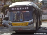Viação Metrópole Paulista - Zona Leste 3 2405 na cidade de São Paulo, São Paulo, Brasil, por Michel Eduardo da Silva. Número da foto: #:id.