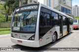 Viação Metrópole Paulista - Zona Leste 3 102 na cidade de Barueri, São Paulo, Brasil, por Douglas Célio Brandao. Número da foto: #:id.