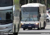 Ônibus Particulares 05 na cidade de Aparecida, São Paulo, Brasil, por Leonardo Daniel. Número da foto: #13225428.