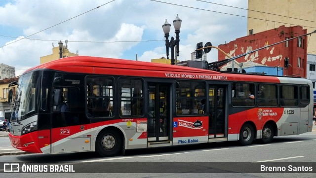 Himalaia Transportes > Ambiental Transportes Urbanos 4 1525 na cidade de São Paulo, São Paulo, Brasil, por Brenno Santos. Número da foto: #13228308.