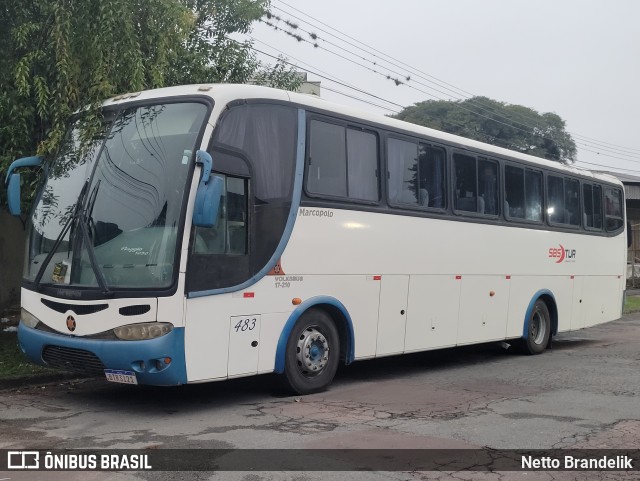 SBS Tur 3821 na cidade de Curitiba, Paraná, Brasil, por Netto Brandelik. Número da foto: #13227660.