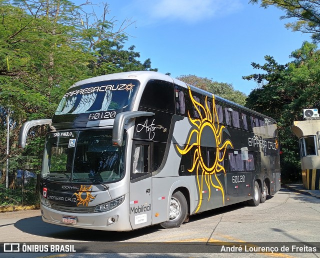 Empresa Cruz 60120 na cidade de São Paulo, São Paulo, Brasil, por André Lourenço de Freitas. Número da foto: #13227054.
