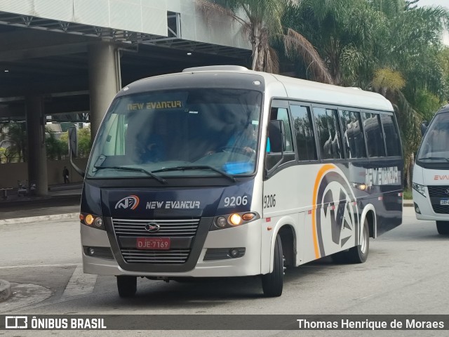 New Evantur Transportes e Locação 9202 na cidade de Guarulhos, São Paulo, Brasil, por Thomas Henrique de Moraes. Número da foto: #13228701.