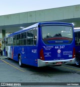 Viação Jacareí 44.247 na cidade de Mogi das Cruzes, São Paulo, Brasil, por Luiz Henrique. Número da foto: #13228609.