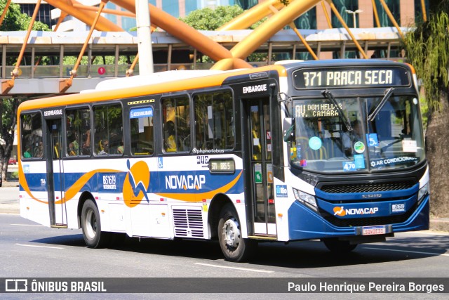 Viação Novacap B51619 na cidade de Rio de Janeiro, Rio de Janeiro, Brasil, por Paulo Henrique Pereira Borges. Número da foto: #13230835.