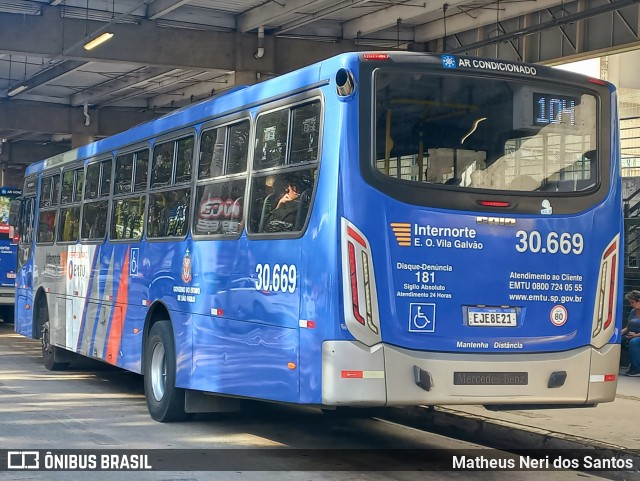 Empresa de Ônibus Vila Galvão 30.669 na cidade de São Paulo, São Paulo, Brasil, por Matheus Neri dos Santos. Número da foto: #13230719.