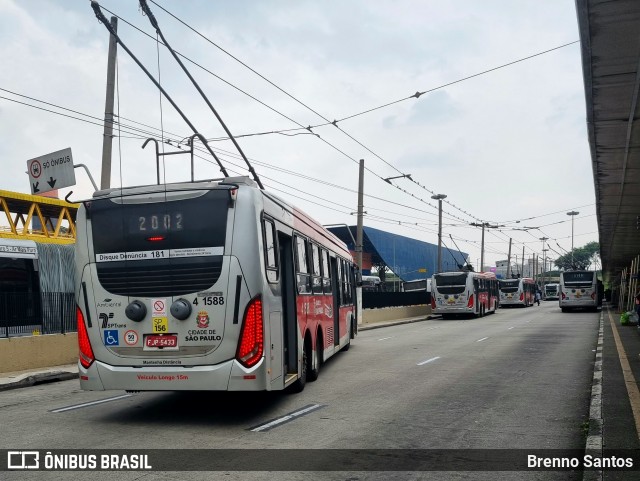 Himalaia Transportes > Ambiental Transportes Urbanos 4 1588 na cidade de São Paulo, São Paulo, Brasil, por Brenno Santos. Número da foto: #13230002.