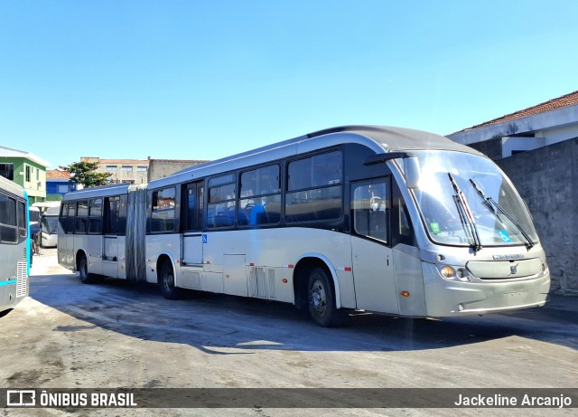 Sucata e Desmanches 15R97 na cidade de Osasco, São Paulo, Brasil, por Jackeline Arcanjo. Número da foto: #13229853.