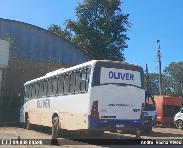 Oliver Solutions 70128 na cidade de Assis, São Paulo, Brasil, por André  Rocha Alves. Número da foto: #13231430.