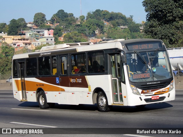 Auto Ônibus Vera Cruz RJ 104.002 na cidade de Duque de Caxias, Rio de Janeiro, Brasil, por Rafael da Silva Xarão. Número da foto: #13231281.