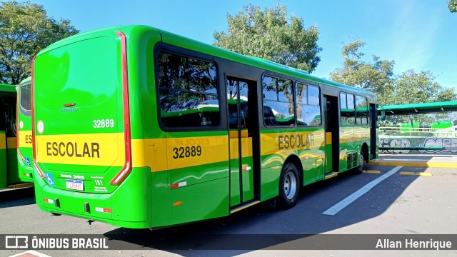 Transportes Capellini 32889 na cidade de Paulínia, São Paulo, Brasil, por Allan Henrique. Número da foto: #13230420.