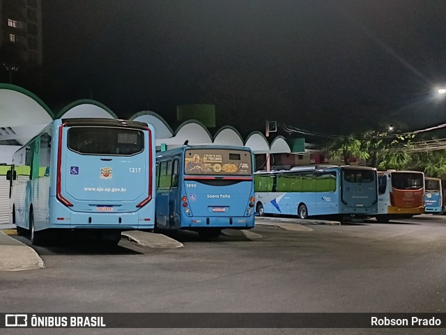 Viação Saens Peña São José dos Campos 1217 na cidade de São José dos Campos, São Paulo, Brasil, por Robson Prado. Número da foto: #13231150.