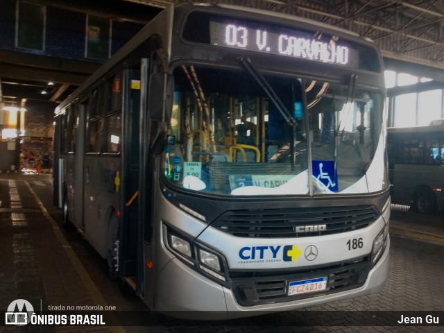 City Transporte Urbano Intermodal - Guarujá 186 na cidade de Guarujá, São Paulo, Brasil, por Jean Gu. Número da foto: #13229134.