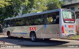 Auto Viação 1001 RJ 108.807 na cidade de Rio de Janeiro, Rio de Janeiro, Brasil, por Claudio Luiz. Número da foto: #13228787.