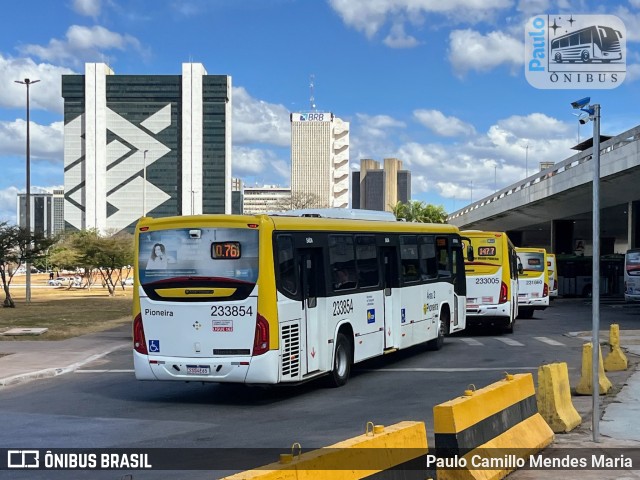Viação Pioneira 233854 na cidade de Brasília, Distrito Federal, Brasil, por Paulo Camillo Mendes Maria. Número da foto: #13184417.