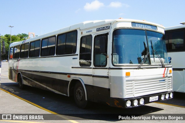 Ônibus Particulares 306 na cidade de Aparecida, São Paulo, Brasil, por Paulo Henrique Pereira Borges. Número da foto: #13186408.