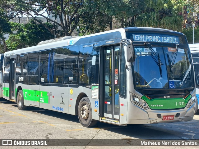 Viação Santa Brígida 1 1711 na cidade de São Paulo, São Paulo, Brasil, por Matheus Neri dos Santos. Número da foto: #13184476.