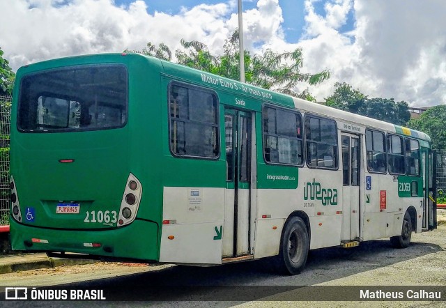 OT Trans - Ótima Salvador Transportes 21063 na cidade de Salvador, Bahia, Brasil, por Matheus Calhau. Número da foto: #13185643.