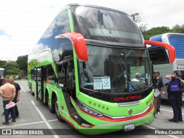 Autobuses Cruceña 2022 na cidade de Barueri, São Paulo, Brasil, por Pedro Castro. Número da foto: #13186159.
