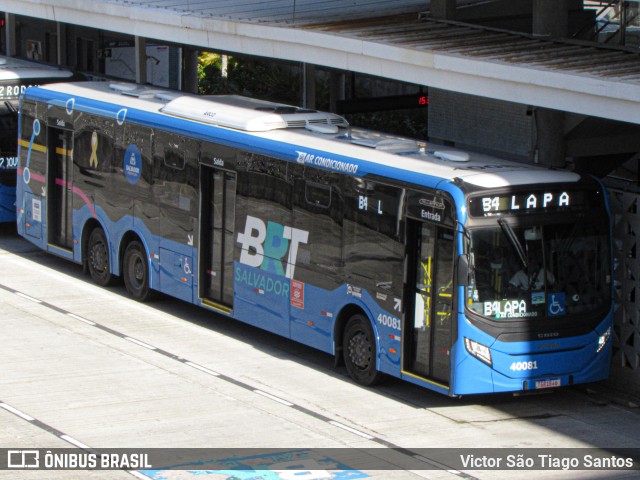 BRT Salvador 40081 na cidade de Salvador, Bahia, Brasil, por Victor São Tiago Santos. Número da foto: #13186862.