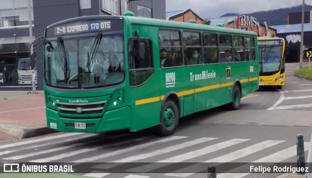 Consorcio Express S.A.S. - Transmilenio N0900 na cidade de Bogotá, Colômbia, por Felipe Rodriguez. Número da foto: #13184519.