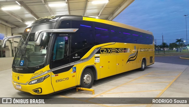 Expresso Caxiense 8609 na cidade de Porto Alegre, Rio Grande do Sul, Brasil, por RODRIGO Souza. Número da foto: #13185835.