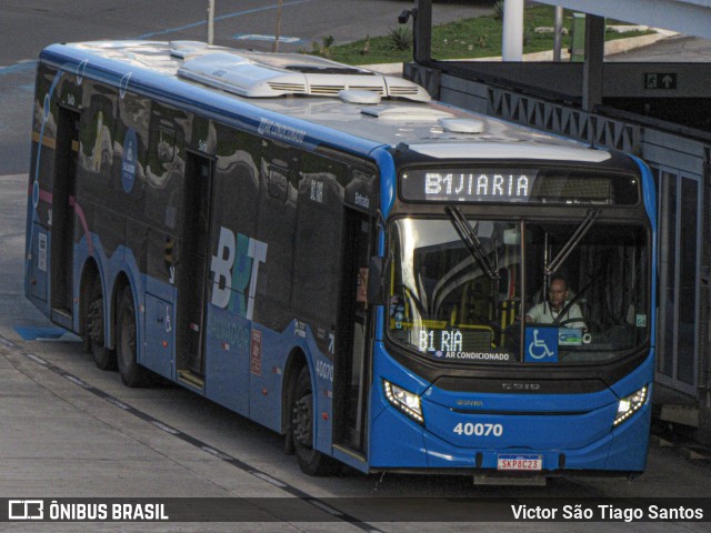 BRT Salvador 40070 na cidade de Salvador, Bahia, Brasil, por Victor São Tiago Santos. Número da foto: #13186870.