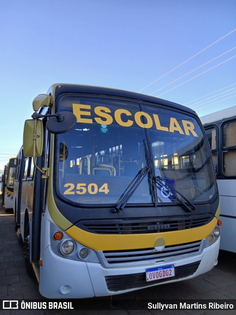 Escolares 2504 na cidade de Anápolis, Goiás, Brasil, por Sullyvan Martins Ribeiro. Número da foto: #13185805.