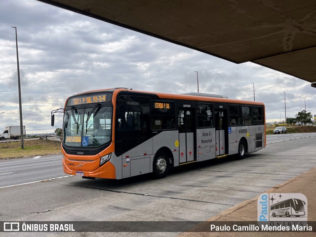 Auto Viação Marechal Brasília 448958 na cidade de Águas Claras, Distrito Federal, Brasil, por Paulo Camillo Mendes Maria. Número da foto: #13184411.