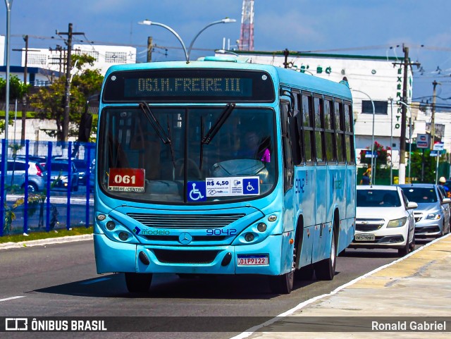 Viação Modelo 9042 na cidade de Aracaju, Sergipe, Brasil, por Ronald Gabriel. Número da foto: #13185340.
