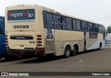 HB Tours A8V959 na cidade de Santiago de Surco, Lima, Lima Metropolitana, Peru, por Fabricio Cortez. Número da foto: #13187311.
