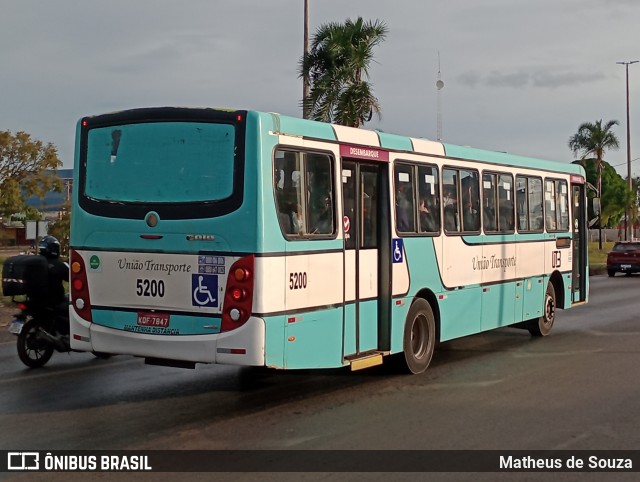 UTB - União Transporte Brasília 5200 na cidade de Valparaíso de Goiás, Goiás, Brasil, por Matheus de Souza. Número da foto: #13232428.
