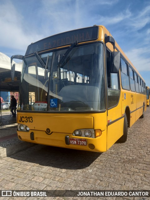 Expresso Azul JC313 na cidade de Curitiba, Paraná, Brasil, por JONATHAN EDUARDO CANTOR. Número da foto: #13233522.