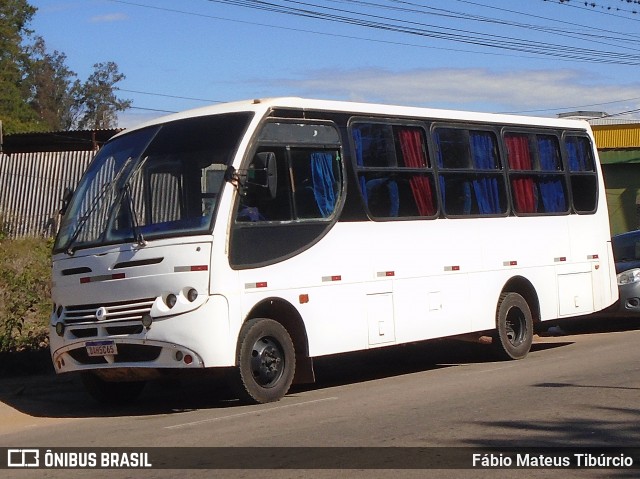 Ônibus Particulares 5265 na cidade de Três Corações, Minas Gerais, Brasil, por Fábio Mateus Tibúrcio. Número da foto: #13231898.