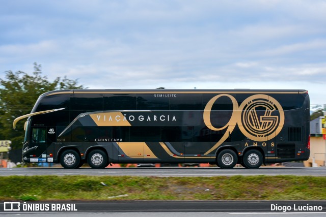 Viação Garcia 96011 na cidade de Garuva, Santa Catarina, Brasil, por Diogo Luciano. Número da foto: #13234765.