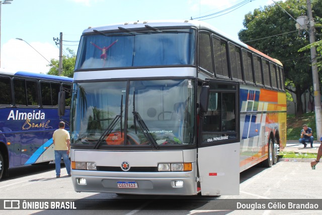 Ônibus Particulares 7A13 na cidade de Barueri, São Paulo, Brasil, por Douglas Célio Brandao. Número da foto: #13234820.