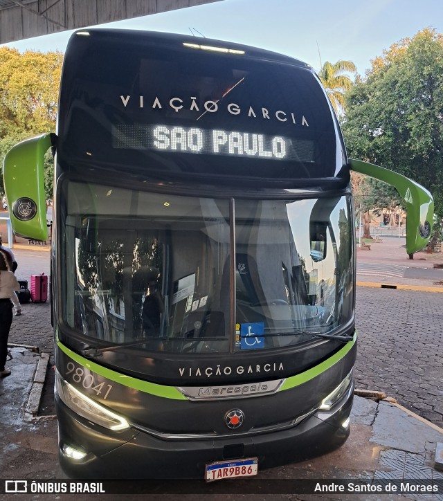 Viação Garcia 98041 na cidade de Iporã, Paraná, Brasil, por Andre Santos de Moraes. Número da foto: #13232119.