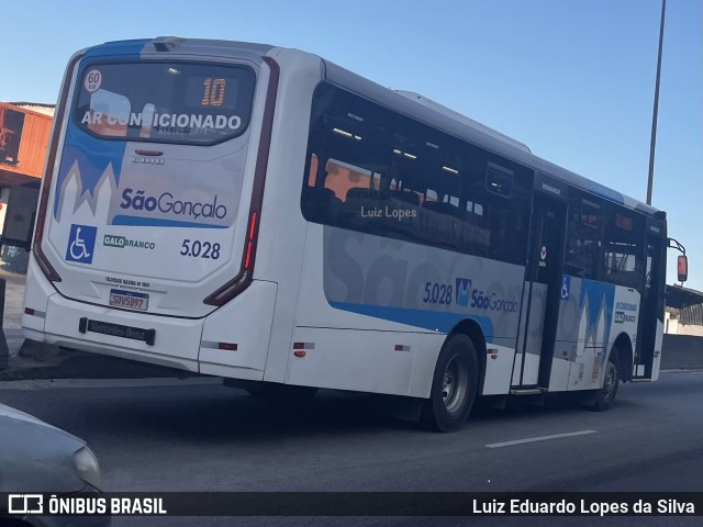 Viação Galo Branco 5.028 na cidade de São Gonçalo, Rio de Janeiro, Brasil, por Luiz Eduardo Lopes da Silva. Número da foto: #13231993.
