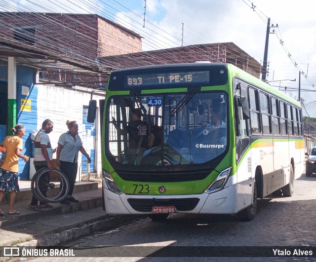 Rodoviária Caxangá 723 na cidade de Olinda, Pernambuco, Brasil, por Ytalo Alves. Número da foto: #13232570.