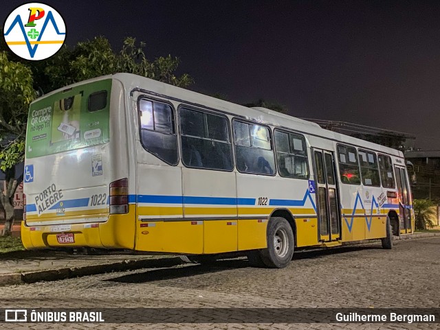 Trevo Transportes Coletivos 1022 na cidade de Porto Alegre, Rio Grande do Sul, Brasil, por Guilherme Bergman. Número da foto: #13232802.