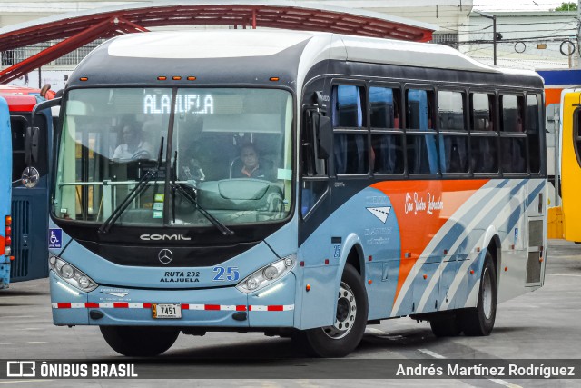 Coopetransasi R.L. 25 na cidade de Alajuela, Alajuela, Costa Rica, por Andrés Martínez Rodríguez. Número da foto: #13233361.