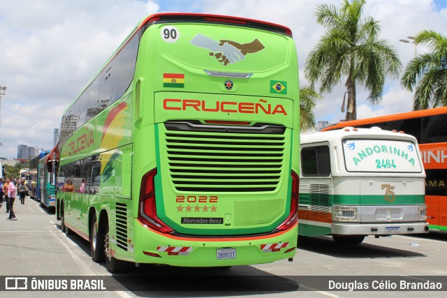 Autobuses Cruceña 2022 na cidade de Barueri, São Paulo, Brasil, por Douglas Célio Brandao. Número da foto: #13234556.
