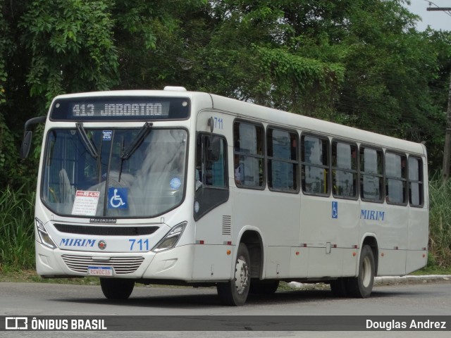 Viação Mirim 711 na cidade de Recife, Pernambuco, Brasil, por Douglas Andrez. Número da foto: #13234442.