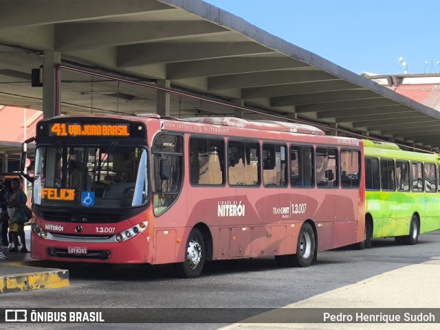 Auto Ônibus Brasília 1.3.007 na cidade de Niterói, Rio de Janeiro, Brasil, por Pedro Henrique Sudoh. Número da foto: #13232370.