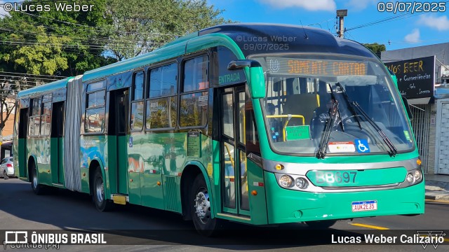 Transporte Coletivo Glória BB697 na cidade de Curitiba, Paraná, Brasil, por Lucas Weber Calizario. Número da foto: #13231832.