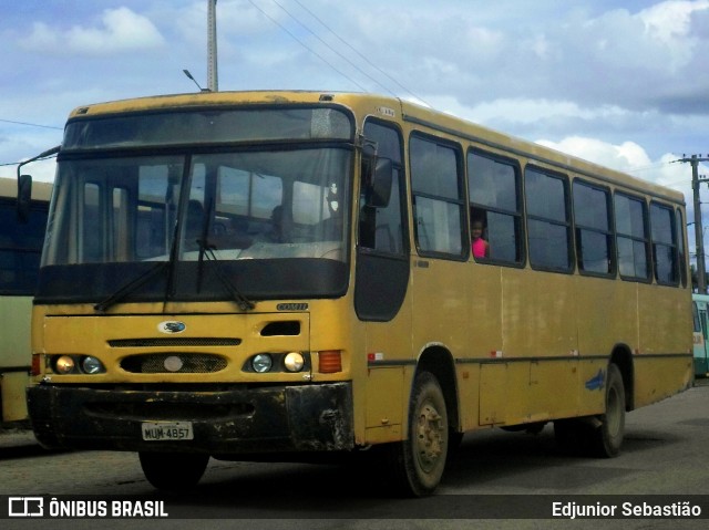 Ônibus Particulares 4857 na cidade de Pernambuco, Brasil, por Edjunior Sebastião. Número da foto: #13233203.
