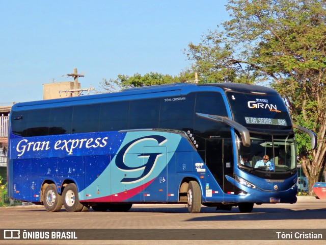 Gran Express 2217 na cidade de Porto Velho, Rondônia, Brasil, por Tôni Cristian. Número da foto: #13233097.